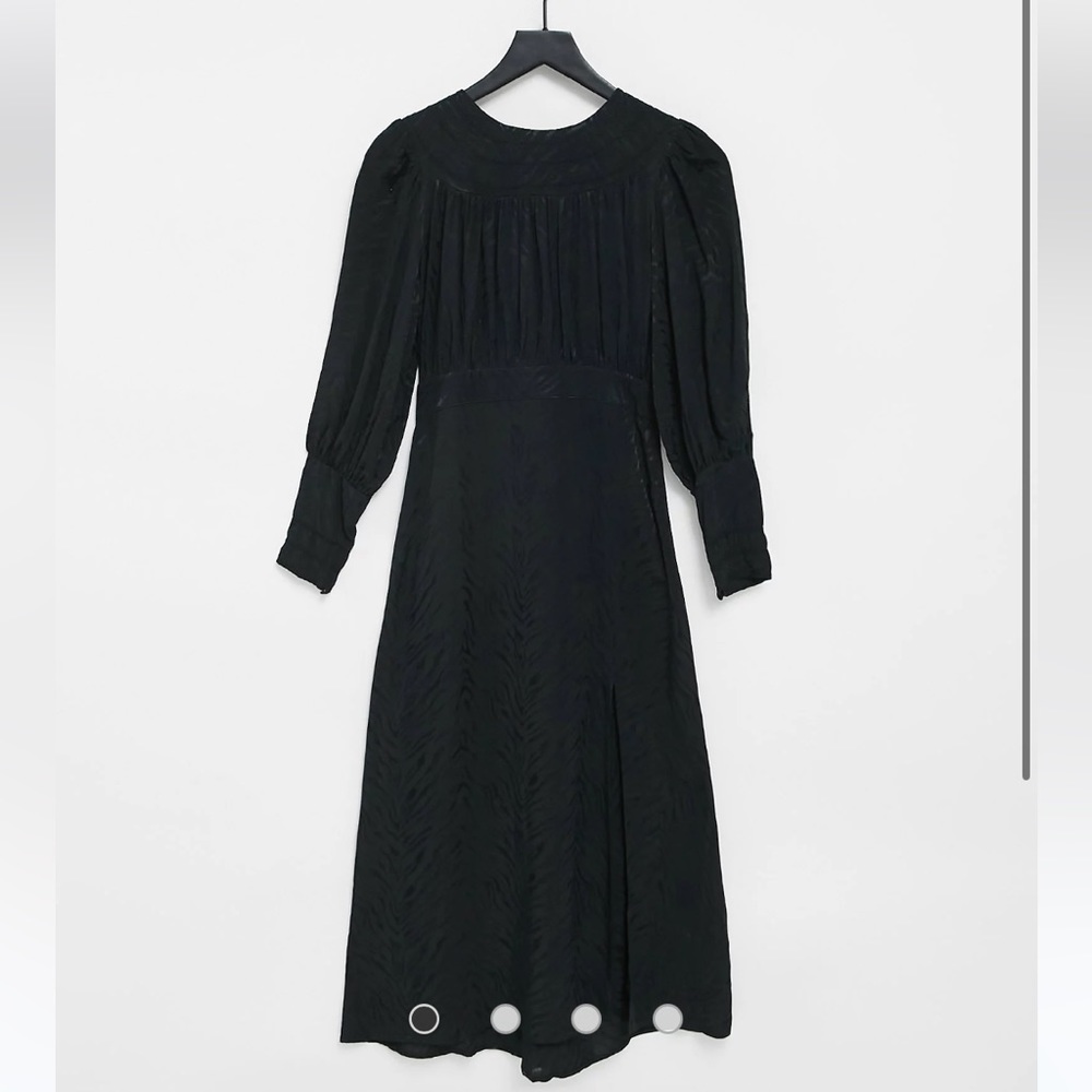 Women’s Topshop midi dress
